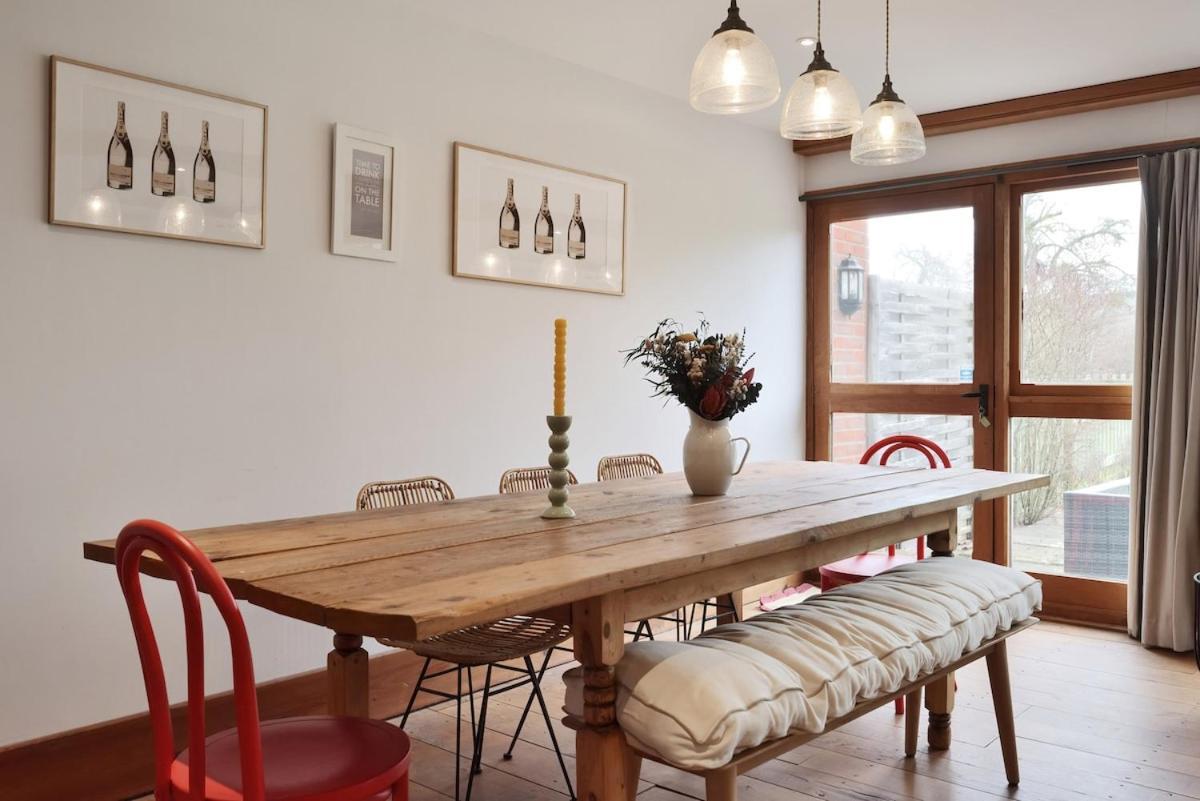 レッドベリー The Applebarn - Country Retreat - Sleeps 6-8ヴィラ エクステリア 写真