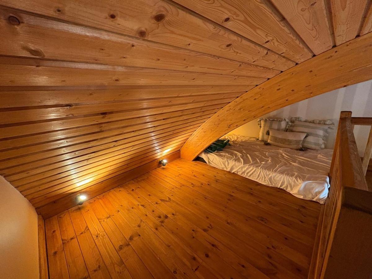 レッドベリー The Applebarn - Country Retreat - Sleeps 6-8ヴィラ エクステリア 写真